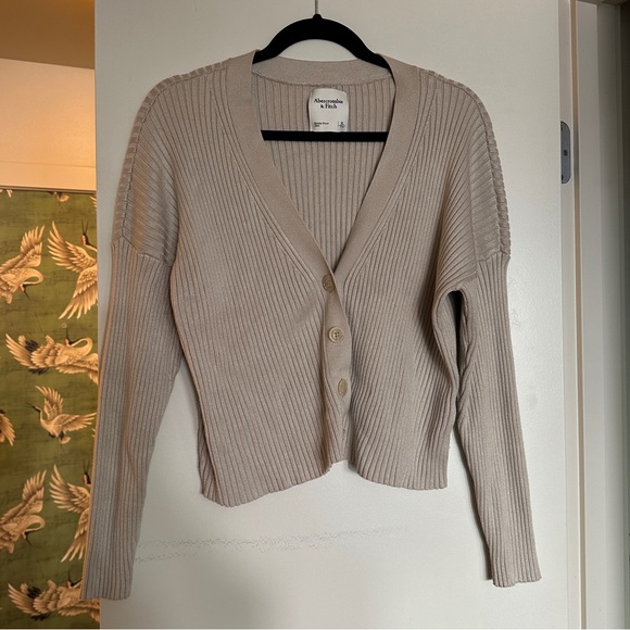 Abercrombie & Fitch Sweaters - Abercrombie Tan Ribbed Cardigan XL